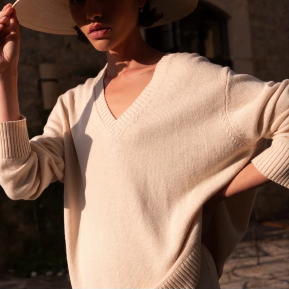 NWOT Jenni Kayne Simone V-Neck Sweater S Cotton Merino Oversized Neutral Summer - Picture 3 of 7